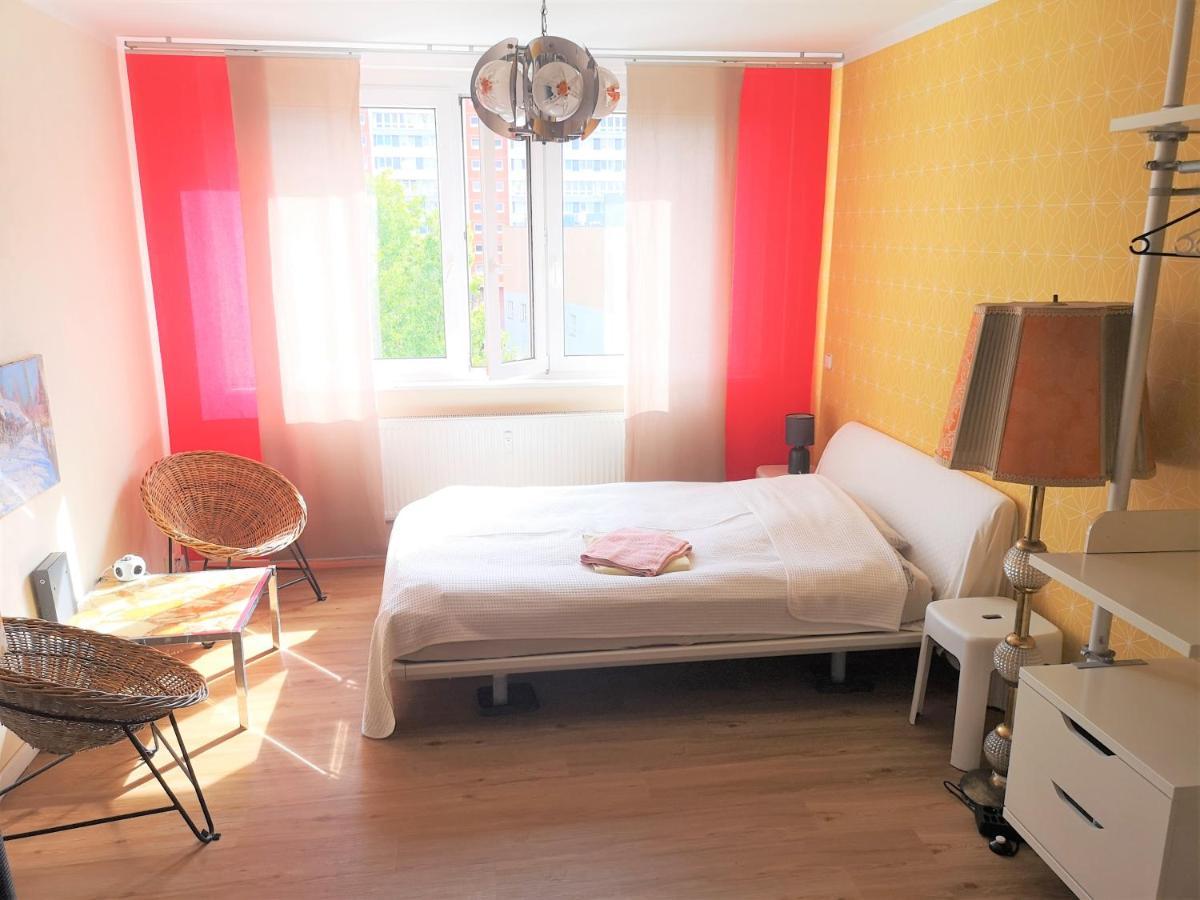 Ferienwohnung Mitte Von Mitte - Blick Auf Den Turm Berlin Exterior foto